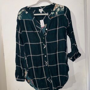 NWT Dress Barn Plaid and Flowered Blouse